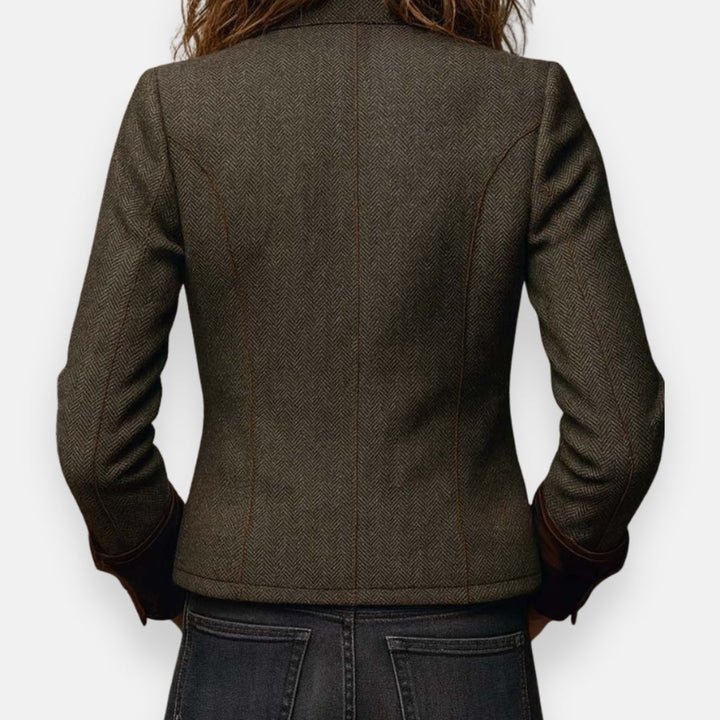 isla | tweed jacket with velvet details