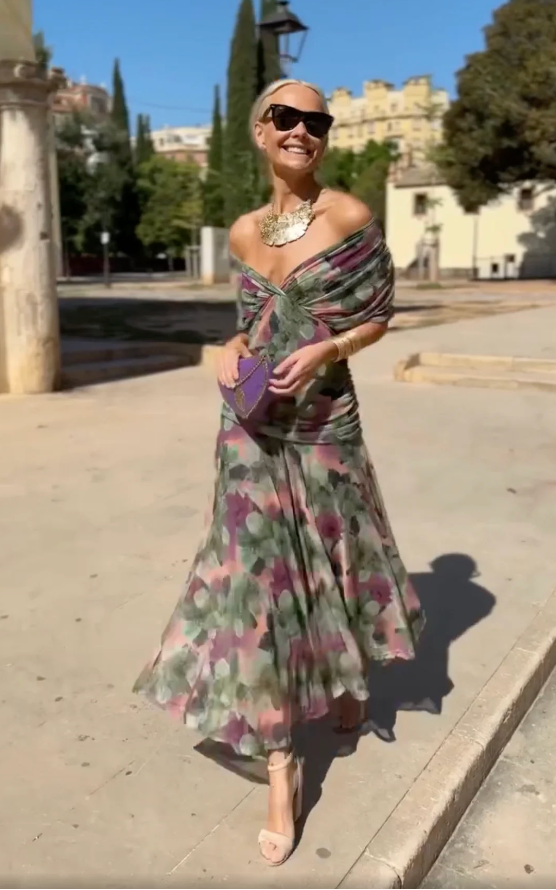 clara | elegant flowy dress